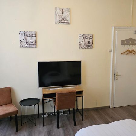 Hotel Le Bonheur アイスデン エクステリア 写真