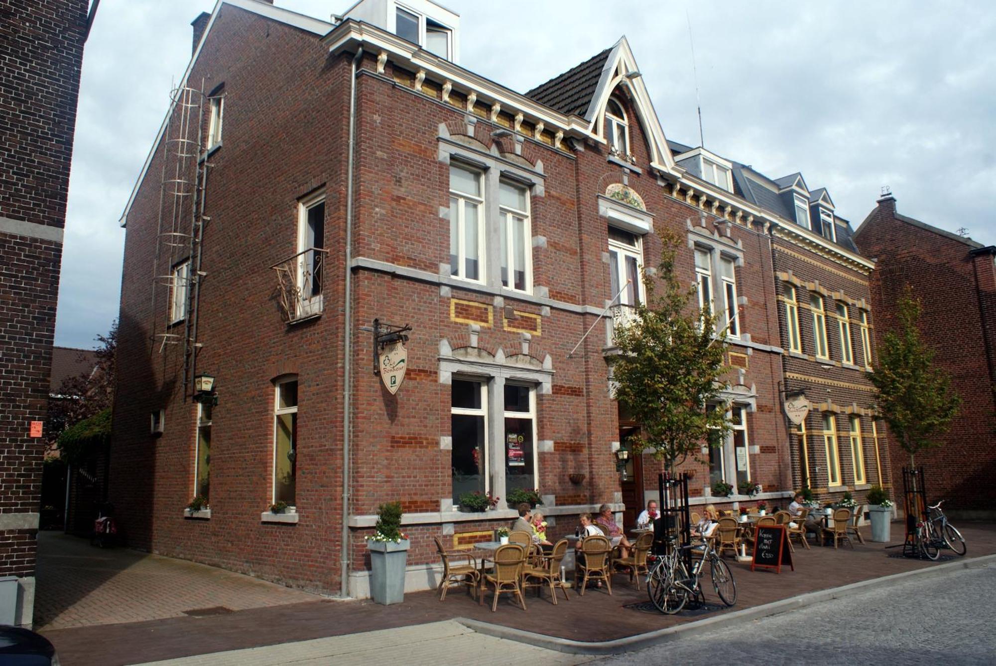 Hotel Le Bonheur アイスデン エクステリア 写真